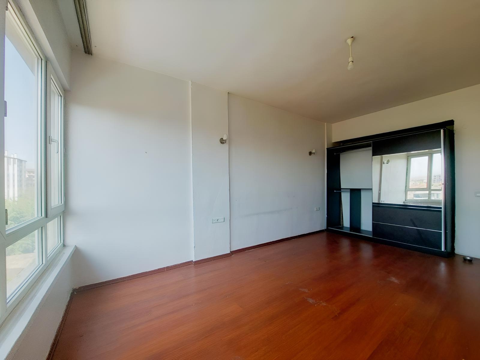 SİVAS CADDESİ ÜZERİNDE SATILIK DAİRE (tranvay durağının dibinde) - Resim 10