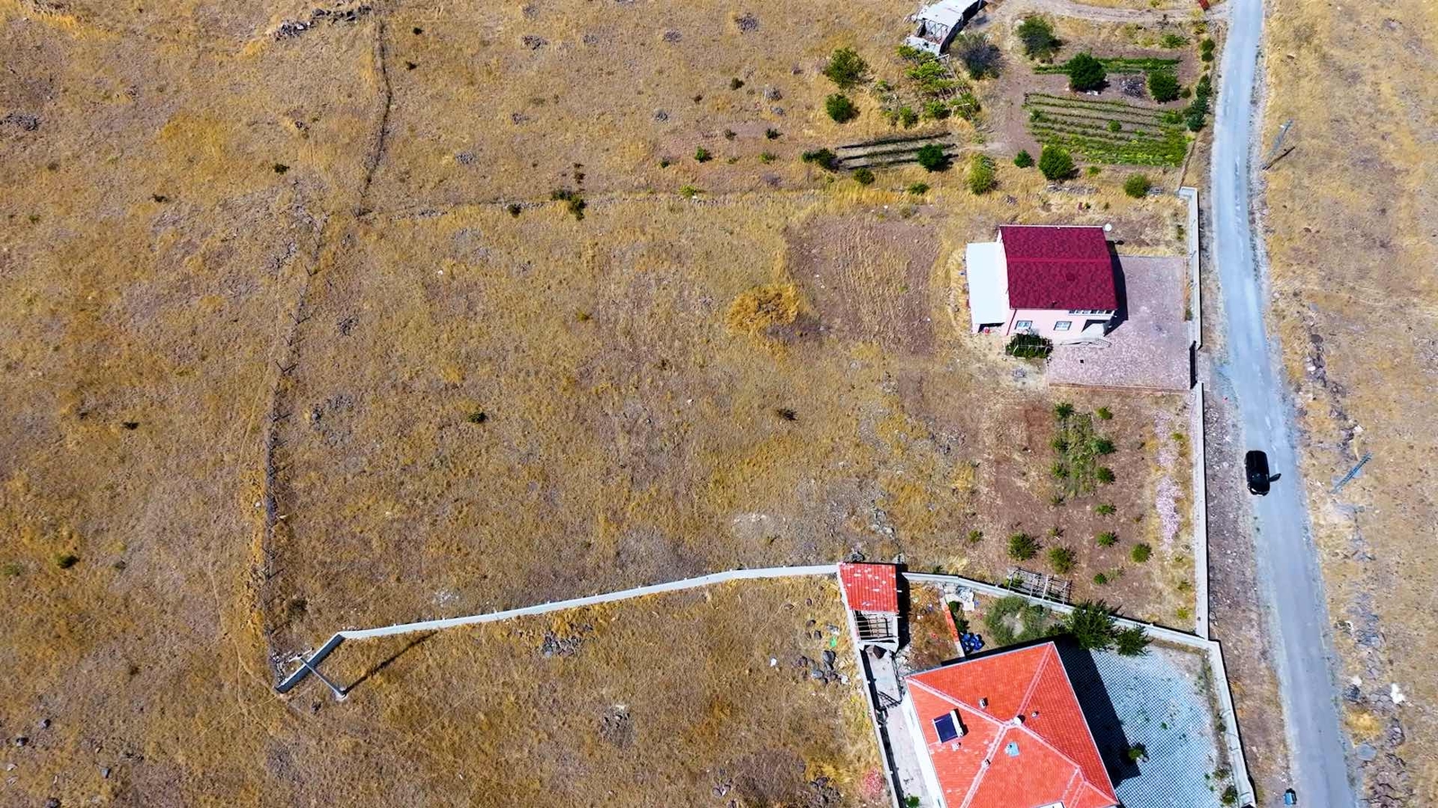 ÇEVRİLDE SATILIK 5.058 M2 ARSALI BARAJ MANZARALI BAĞIMSIZ EV - Resim 16