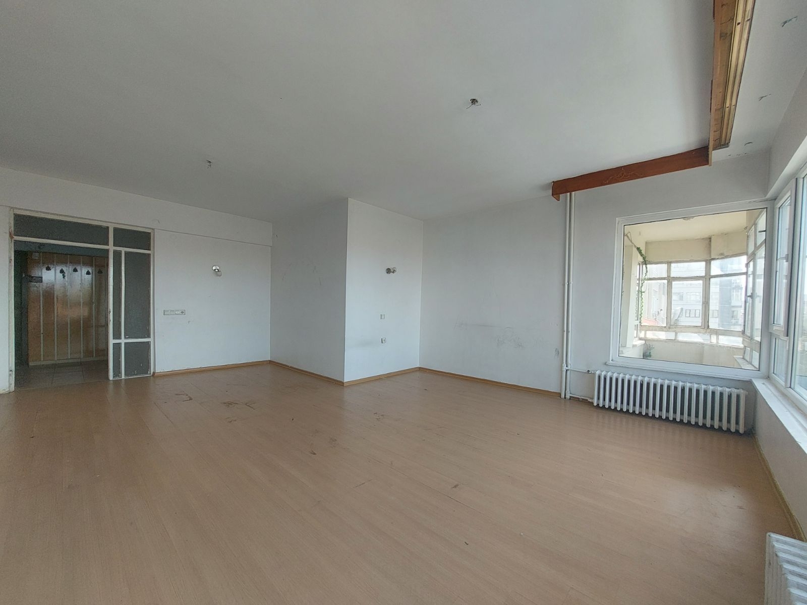 SİVAS CADDESİ ÜZERİNDE SATILIK DAİRE (tranvay durağının dibinde) - Resim 8