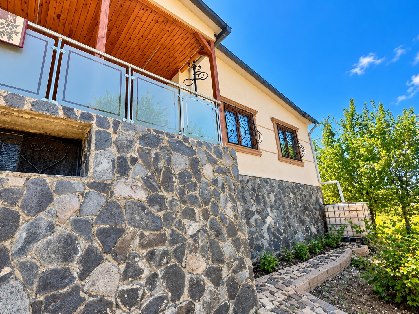 Hacılar Yediağaçta 1.973 m² Arsa İçinde Eşyalı 3,5+1 Villa - Resim 15