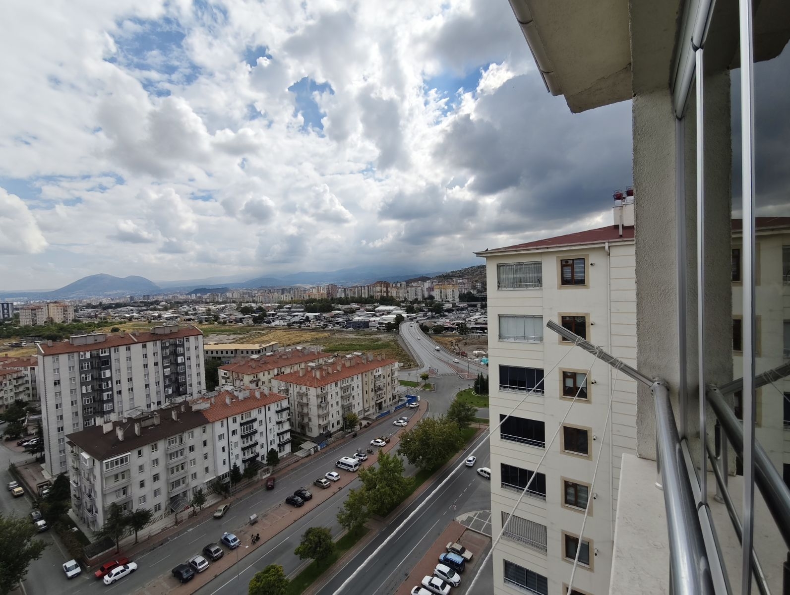 YENİDOĞAN IHLAMUR KONAĞI SATILIK 3+1 MANZARALI KÖŞE DAİRE - Resim 14