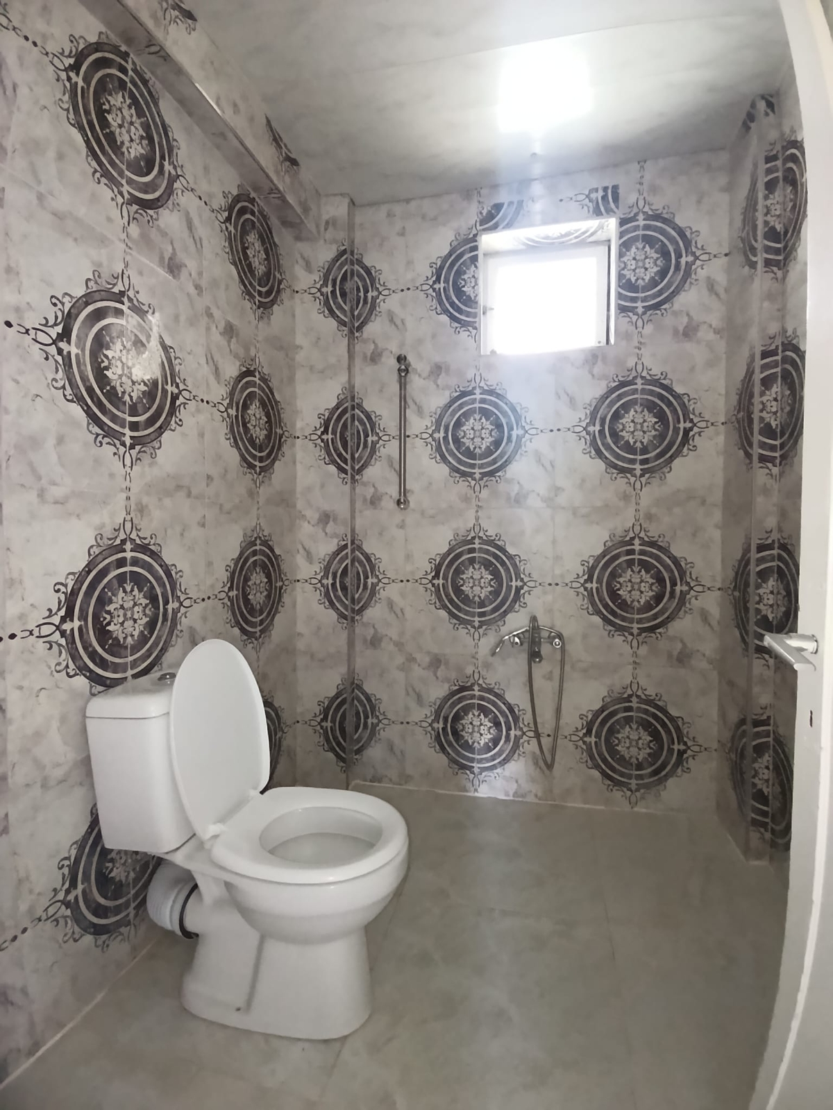 Erkilet Osmangazi'de Kombili Yapılı Arakat Satılık Daire - Resim 2