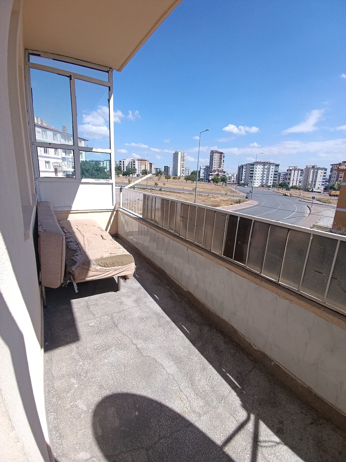 Erkilet Osmangazi'de Kombili Yapılı Arakat Satılık Daire - Resim 18