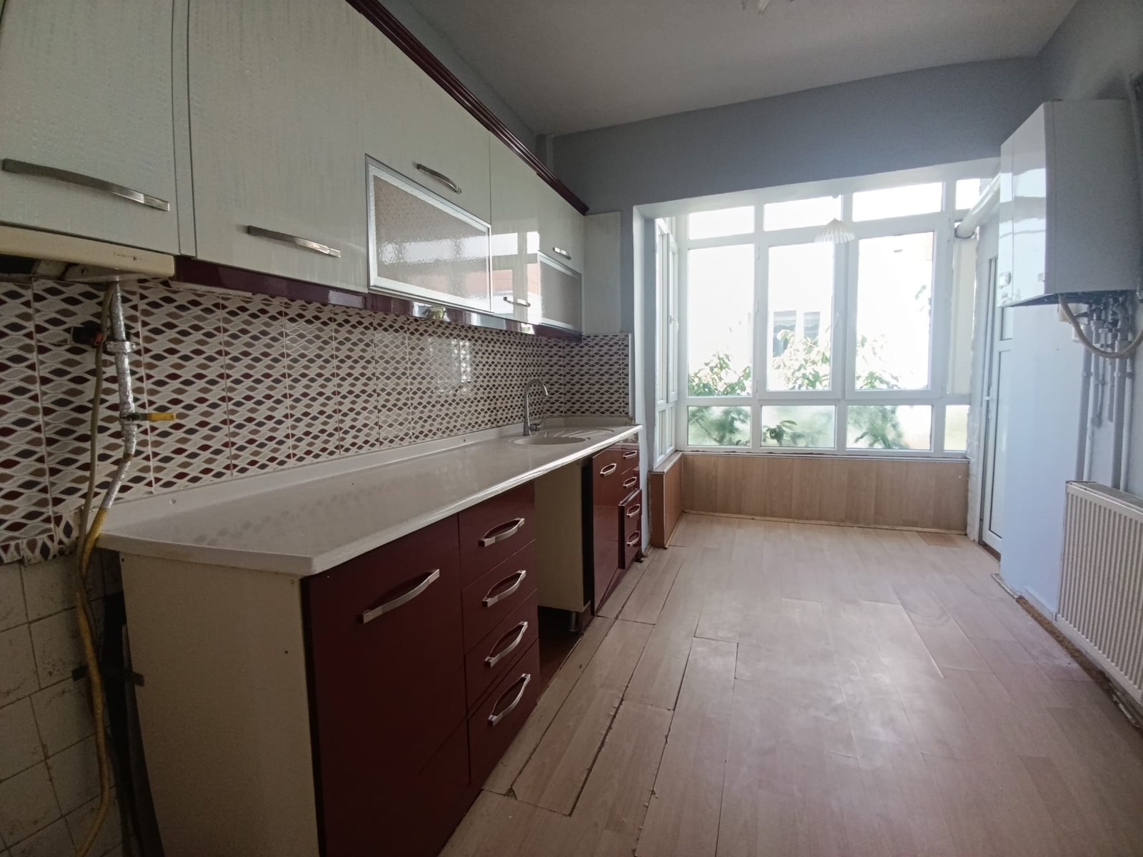 Erkilet Osmangazi'de Kombili Yapılı Arakat Satılık Daire - Resim 3
