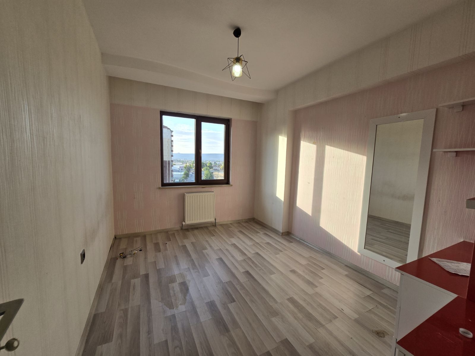 GERMİR'DE SATILIK 4+1 DAİRE - Resim 11