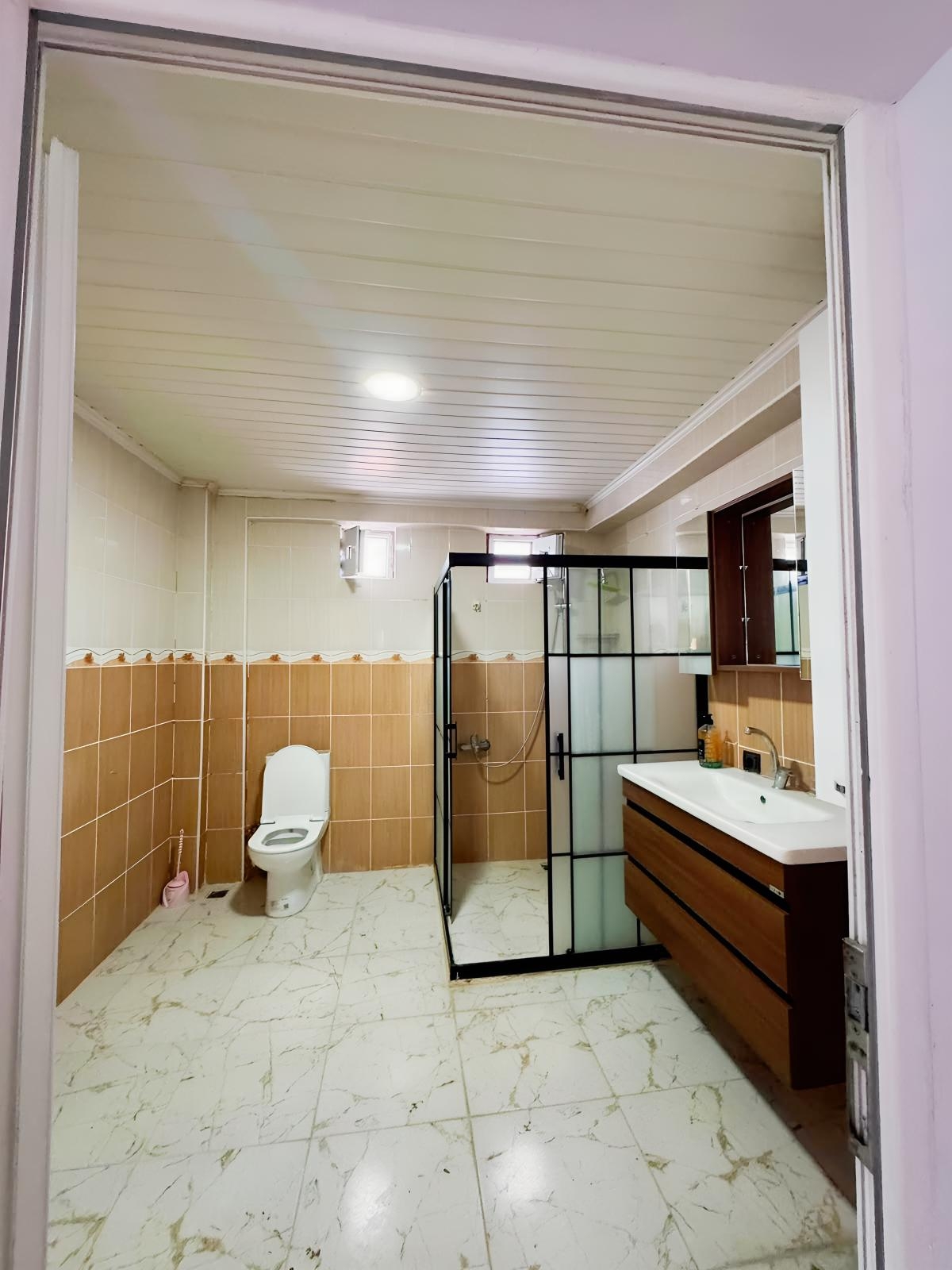 SÖZMAX-ÜRGÜP BELEDİYE EVLERİNDE GENİŞ 3+1 İÇİ YAPILI DAİRE! - Resim 4