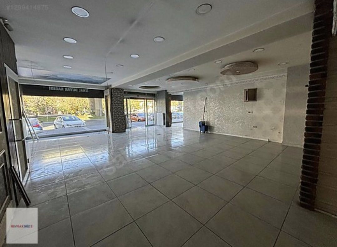 eski çevreyol üzerinde kiralık dükkan 185m² - Resim 5