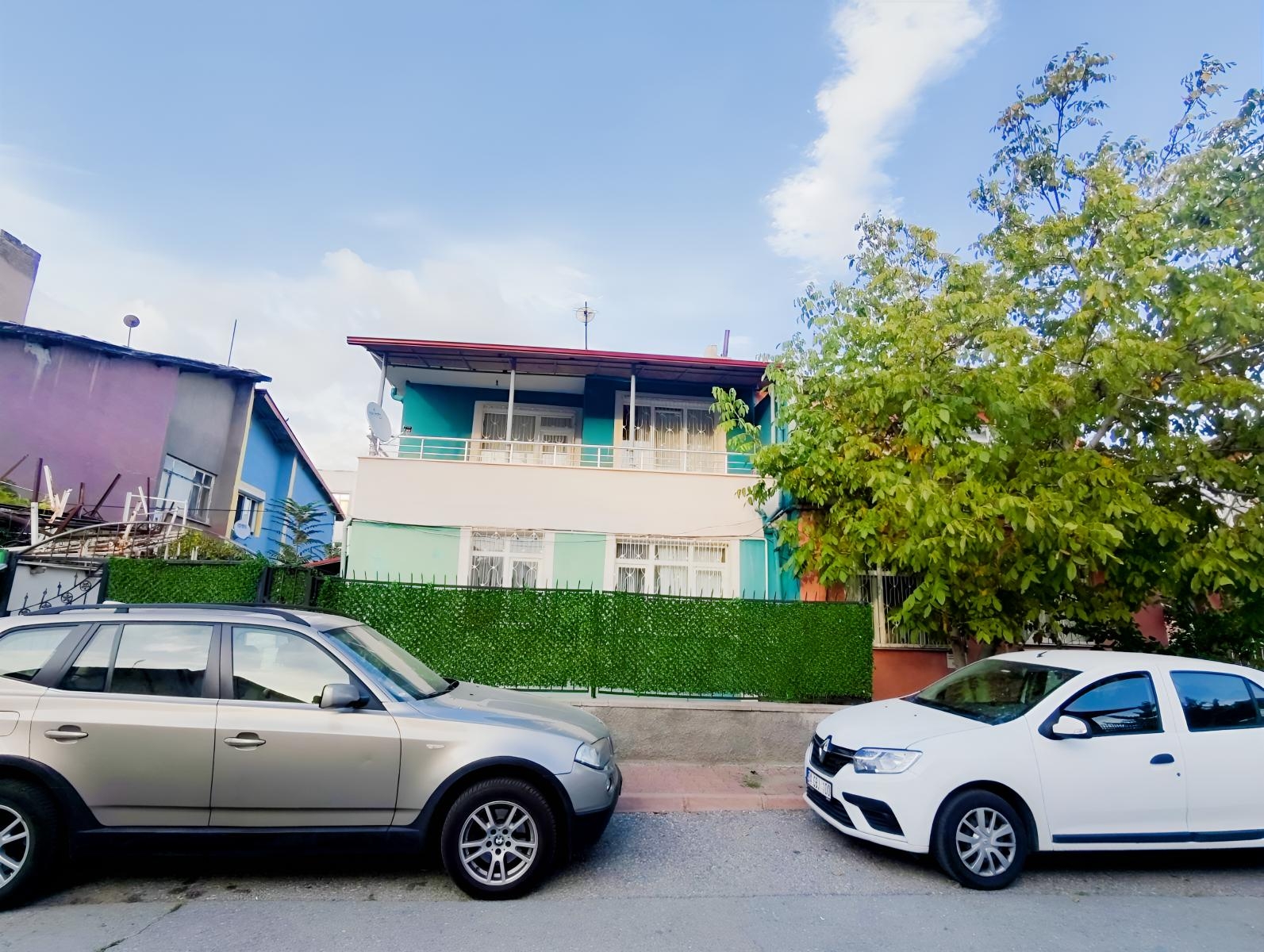 HÜRRİYET MAHALLESİ SATILIK 3 KATLI MÜSTAKİL EV - Resim 34