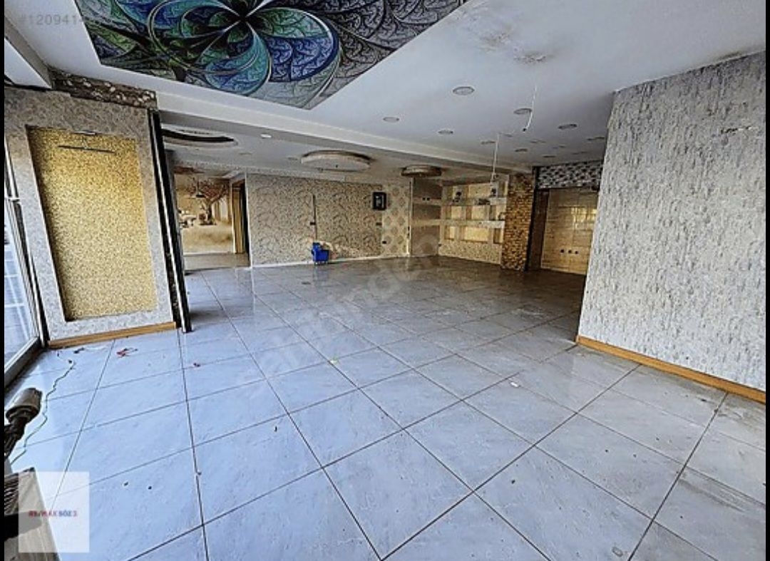 eski çevreyol üzerinde kiralık dükkan 185m² - Resim 12