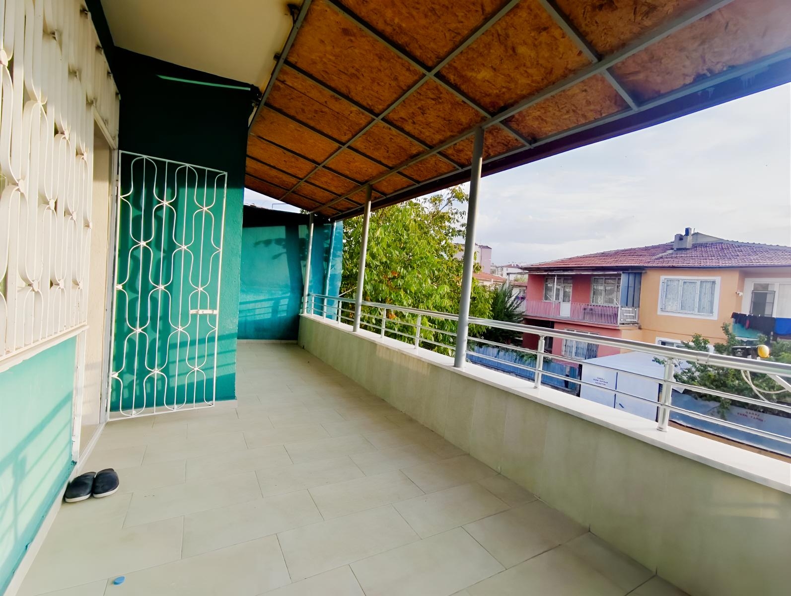 HÜRRİYET MAHALLESİ SATILIK 3 KATLI MÜSTAKİL EV - Resim 21