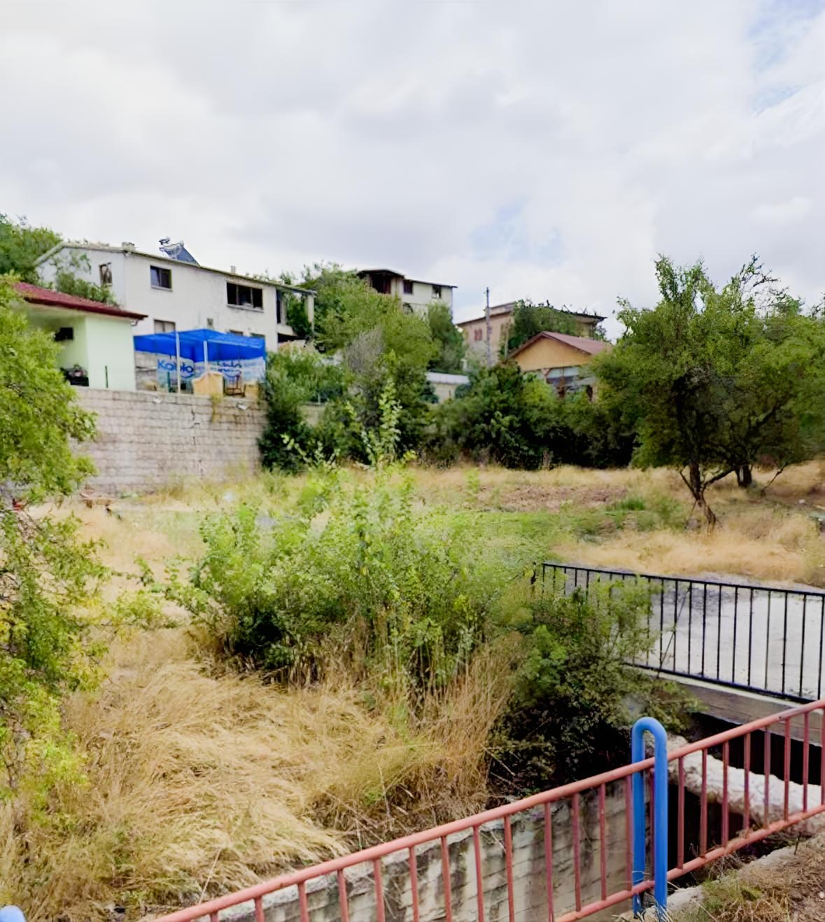 KIRANARDI FATİH TE SATILIK TEK TAPU MÜSTAKİL EV ACİLL - Resim 3