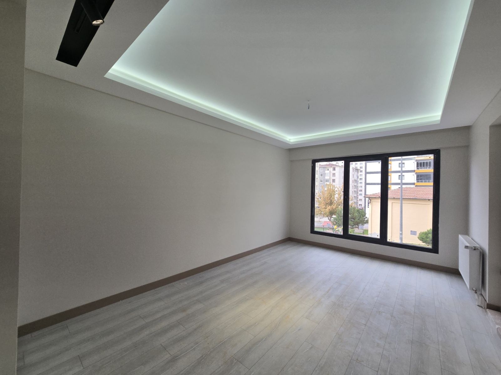 şirintepe'de satılık 2.5+1 DAİRE - Resim 9