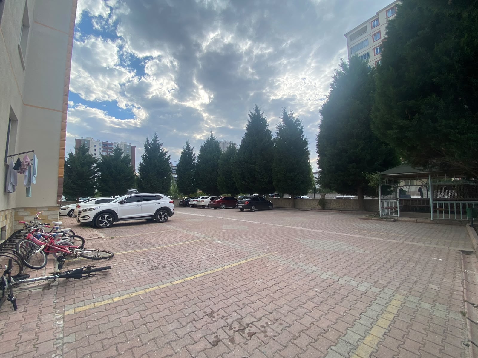 Acil Satılık..! Güney Batı Cephe Kombili Fırsat 3+1 Daire - Resim 3