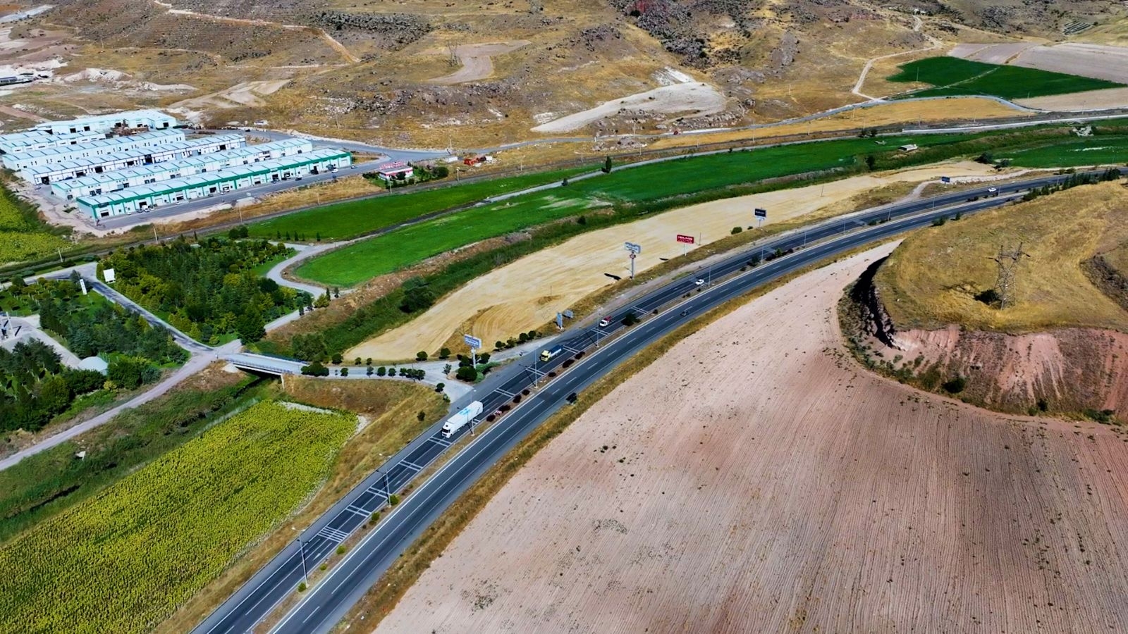 KAYSERİ-ANKARA OTOYOLU 600 METRE CEPHELİ KIYMETLİ ARSA - Resim 19