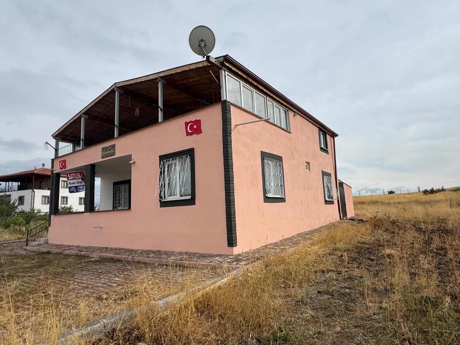 ÇEVRİLDE SATILIK 5.058 M2 ARSALI BARAJ MANZARALI BAĞIMSIZ EV - Resim 2