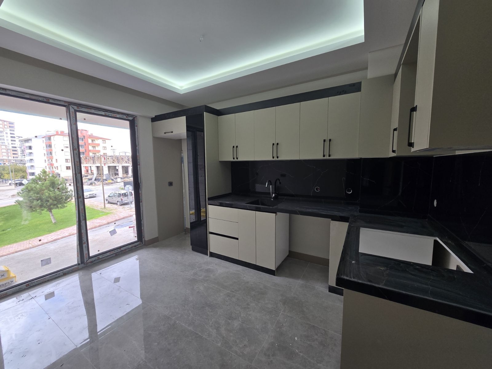 şirintepe'de satılık 2.5+1 DAİRE - Resim 11