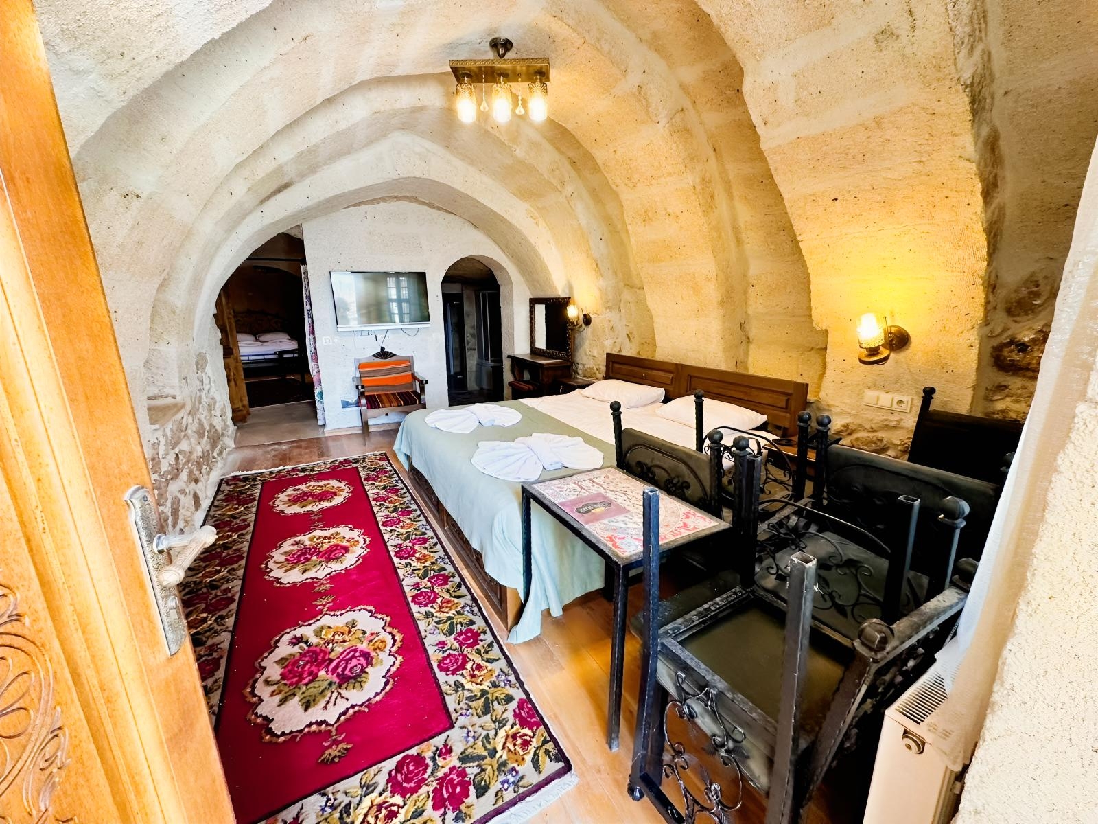AVANOSUN TARİHİ DOKUSUNDA BUTİK OTEL FIRSATI - Resim 24