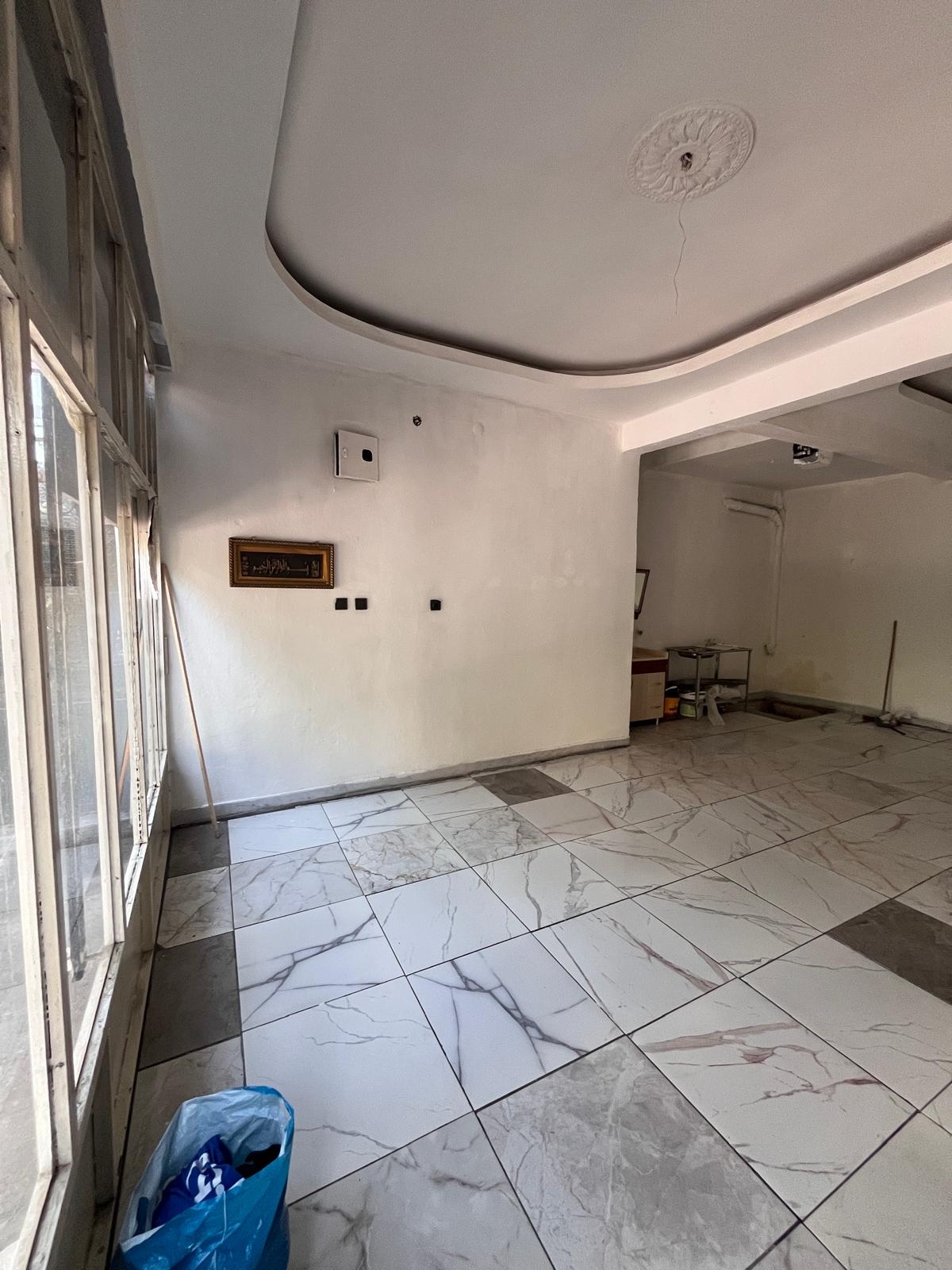 Esenyurt'ta Depolu Kiralık Dükkan