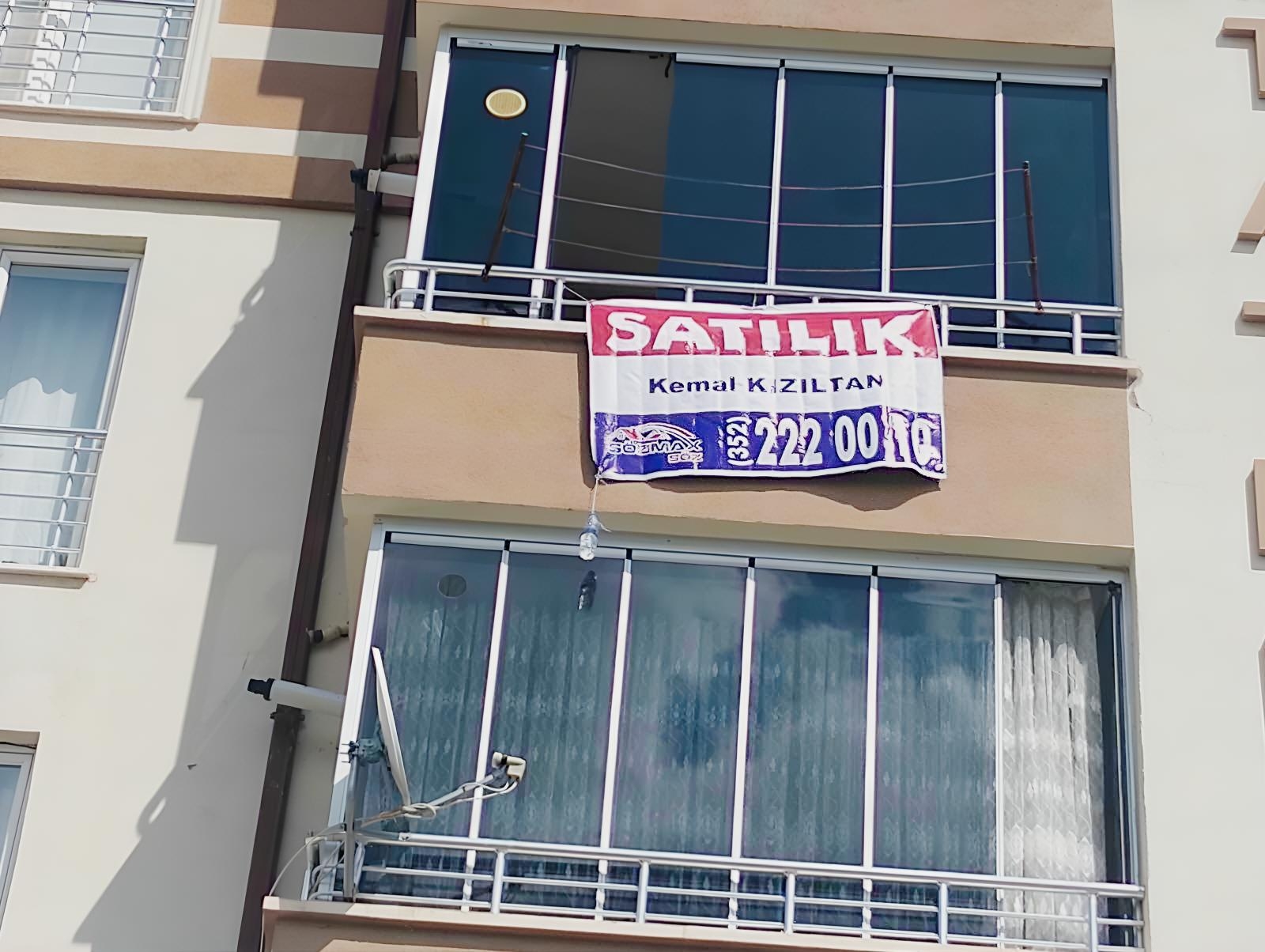 Kapalı Garajlı Harika Konumda Acil Satılık Daire