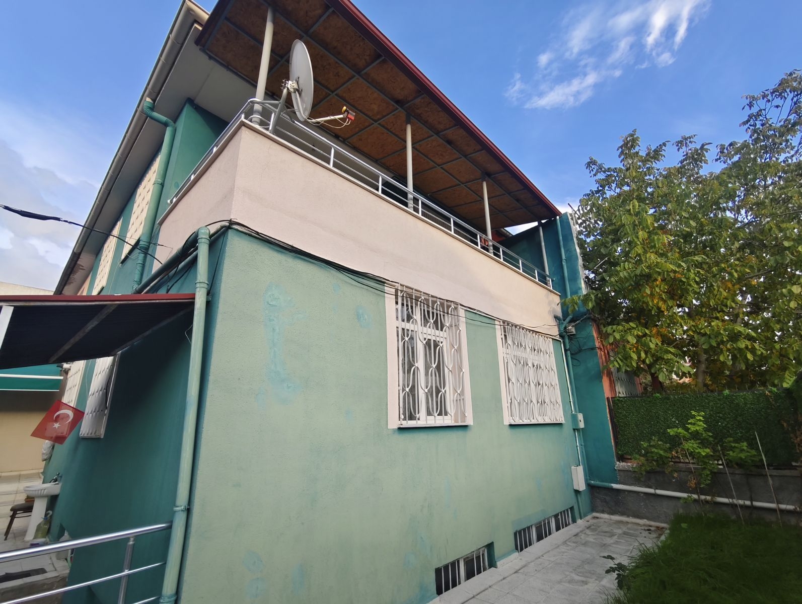 HÜRRİYET MAHALLESİ SATILIK 3 KATLI MÜSTAKİL EV - Resim 13