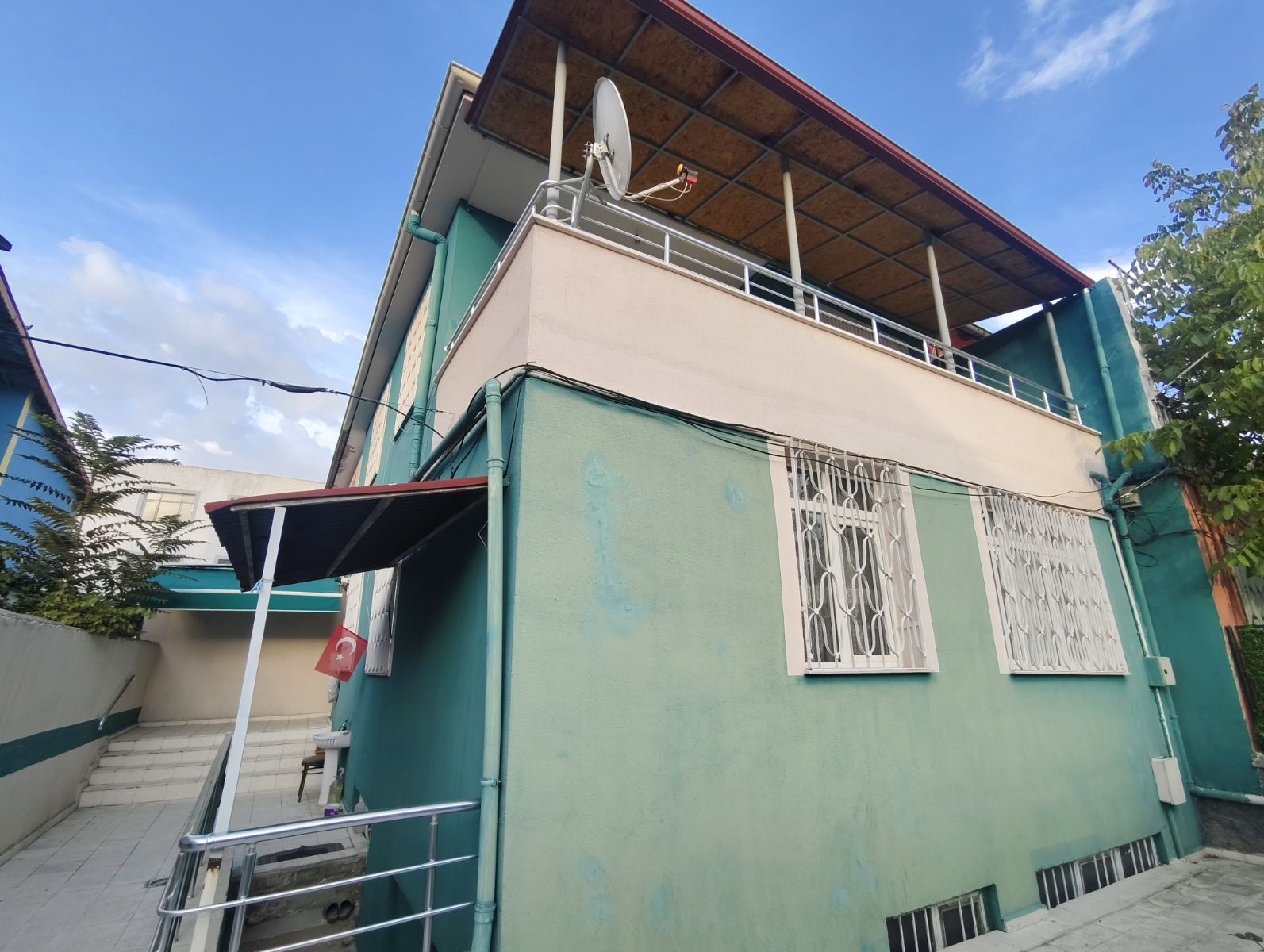 HÜRRİYET MAHALLESİ SATILIK 3 KATLI MÜSTAKİL EV - Resim 17