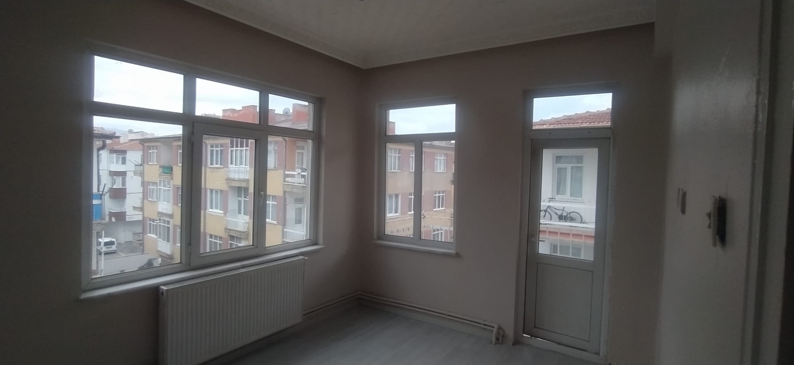 FEVZİÇAKMAK'DA YOK BÖYLE BİR FIRSAT DAİRE - Resim 17