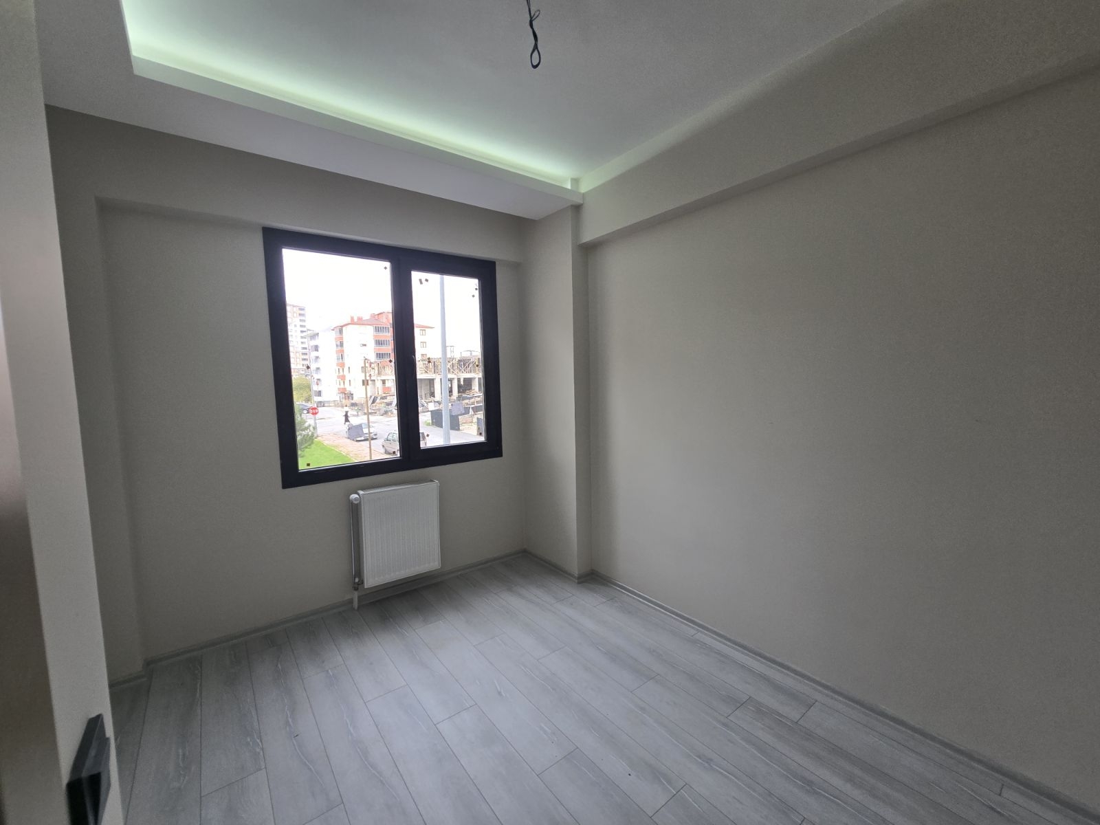 şirintepe'de satılık 2.5+1 DAİRE - Resim 12