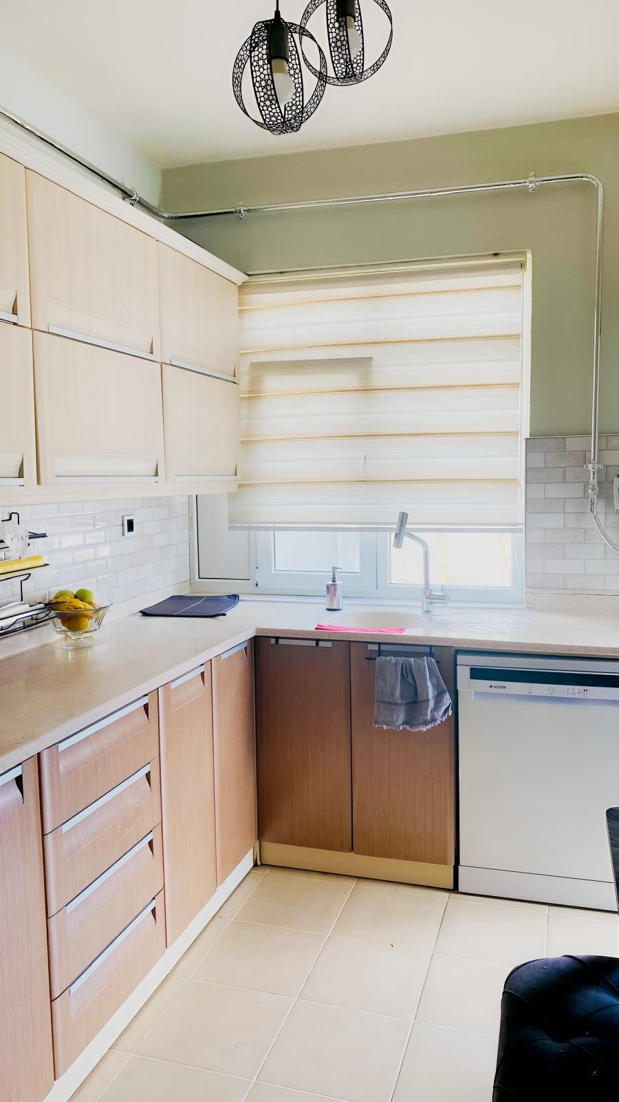 Karşıyaka'da Harika Konumlu Kiralık 3+1 Daire - Resim 10