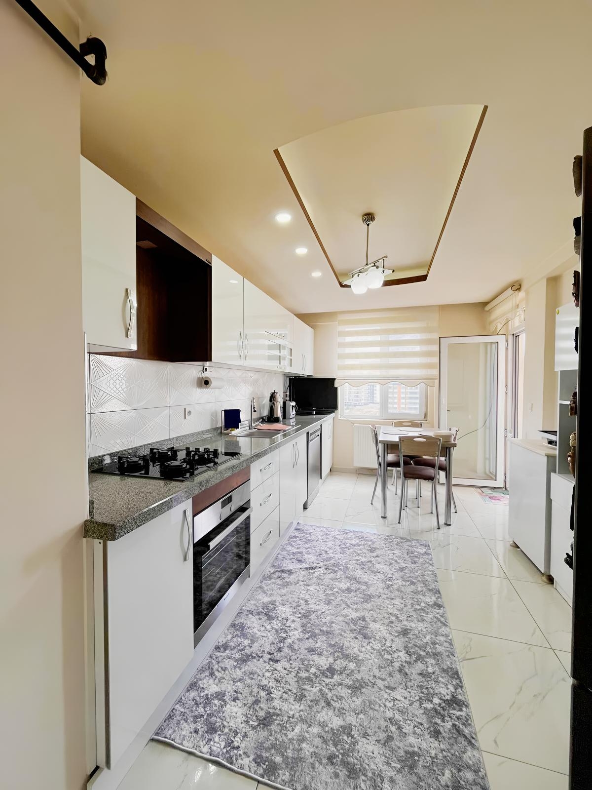 LAVANTA BAHÇESİ MANZARASI İLE ULTRA LÜX 3+1 DAİREMİZ - Resim 14