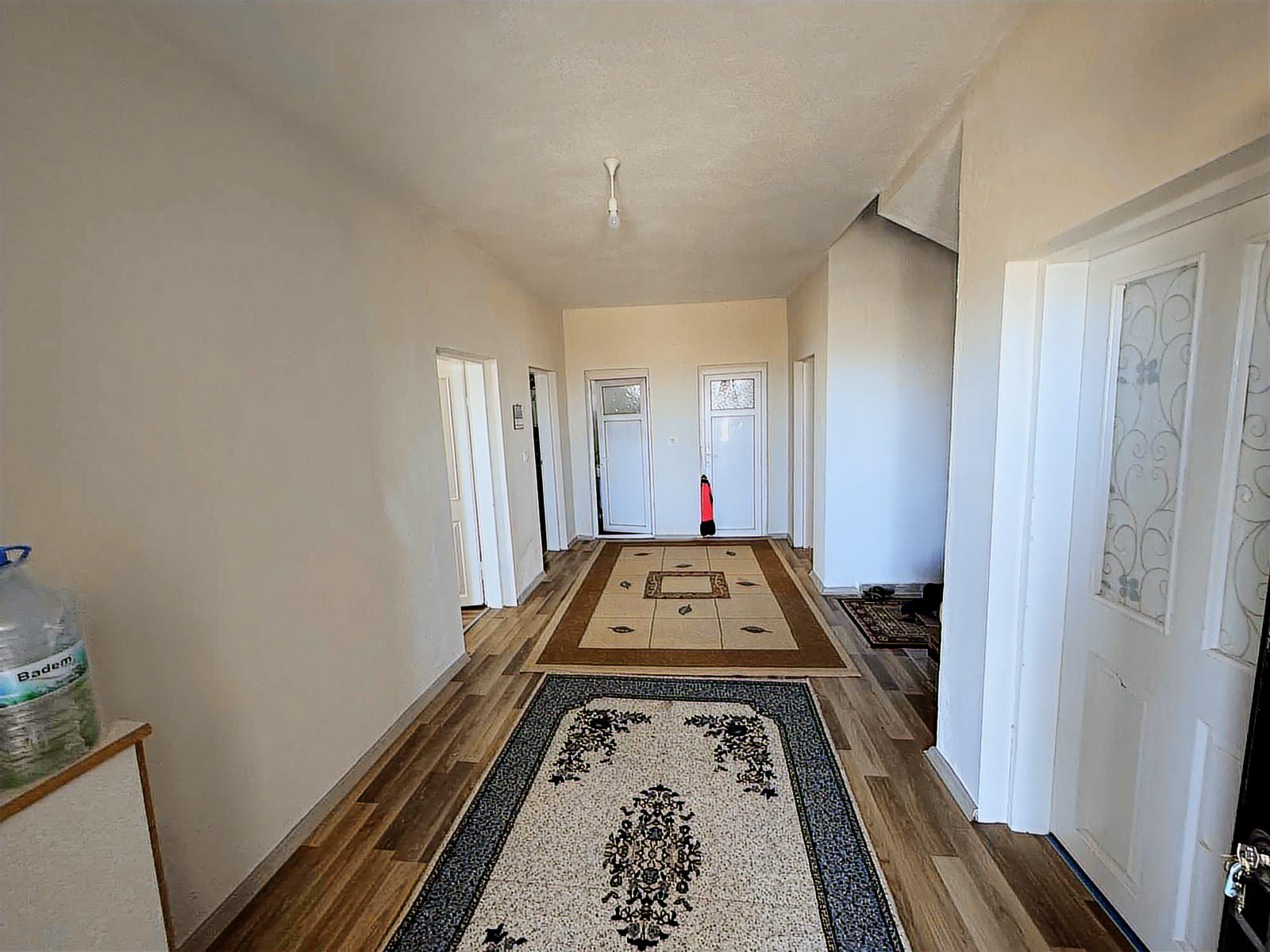 ÇEVRİLDE SATILIK 5.058 M2 ARSALI BARAJ MANZARALI BAĞIMSIZ EV - Resim 4