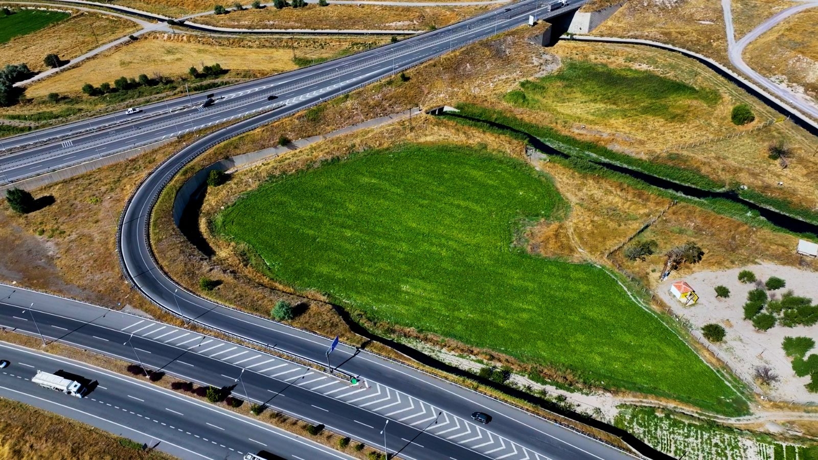BOĞAZKÖPRÜ KUZEY ÇEVREYOLU BAĞLANTISI KENARINDA KIYMETLİ ARSA - Resim 8