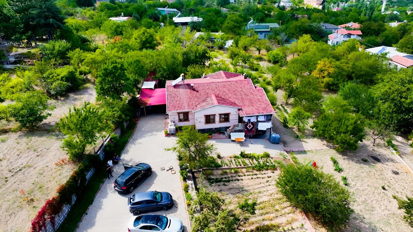 Hacılar Yediağaçta 1.973 m² Arsa İçinde Eşyalı 3,5+1 Villa - Resim 6