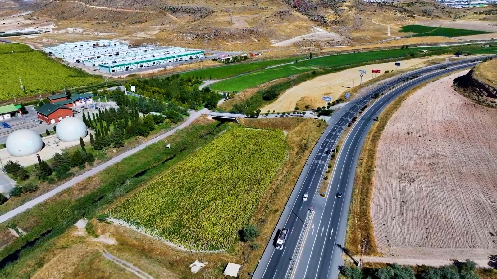 KAYSERİ-ANKARA OTOYOLU 600 METRE CEPHELİ KIYMETLİ ARSA - Resim 3